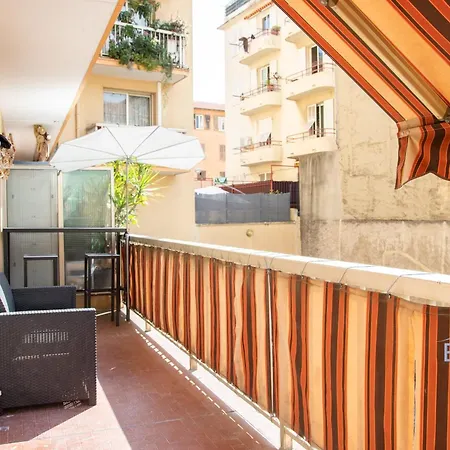 아파트 Spacious Apt Between Garibaldi And Riquier *